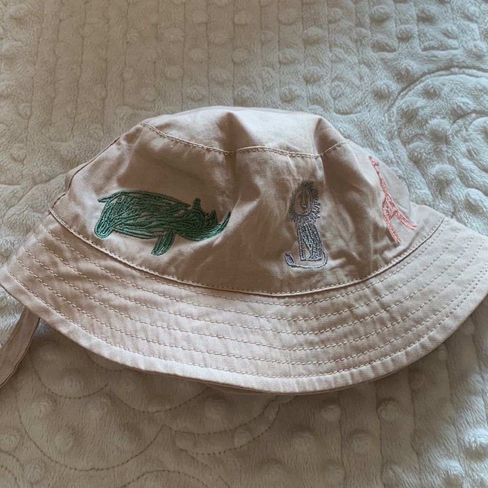 Baby Safari bucket hat